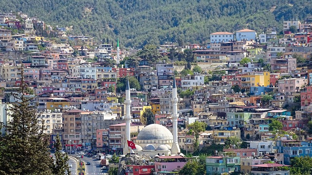 Hatay Biberli Ekmek Hamuru Nasıl Yapılır? Hatay Biberli Ekmek Hamuru Nasıl Yapılır?
